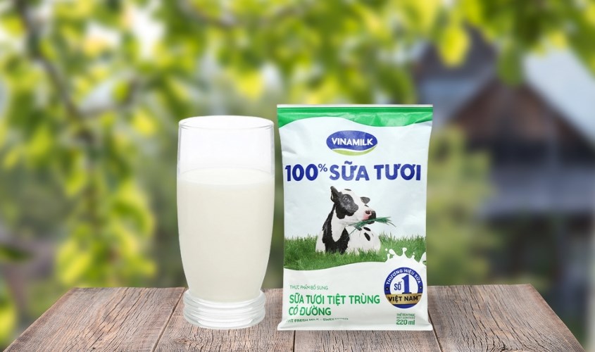 Sữa tươi Vinamilk có đường 220 ml (từ 1 tuổi)